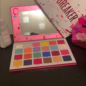 Jeffree Star Jawbreaker Palette